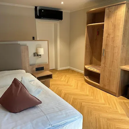Restaurant Bullerdieck 4* Гарбсен